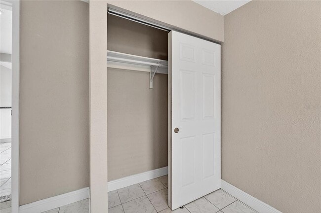 Building Photo - 4945 36th Ave N