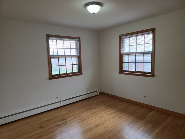 Building Photo - 517 Bethel Dr