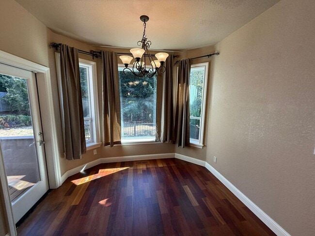 Building Photo - 1690 Titan Dr NW