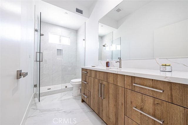 Building Photo - 4445 Auckland Ave