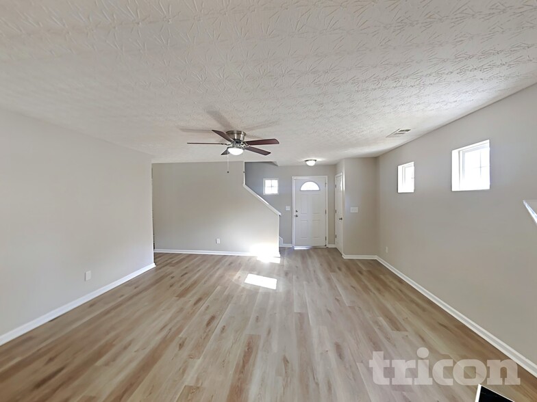 Building Photo - 177 Arrowhead Dr