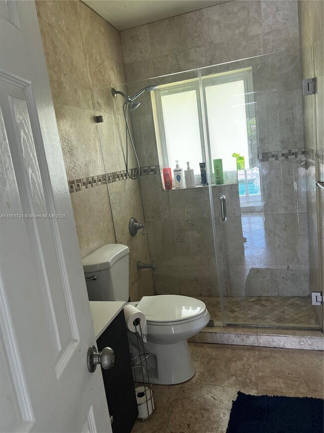 Building Photo - 8435 SW 156th St