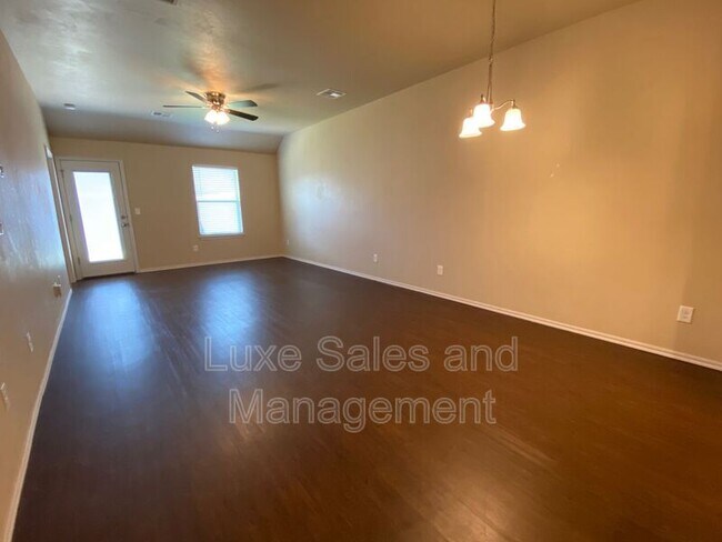 Building Photo - 11207 NW 114th St