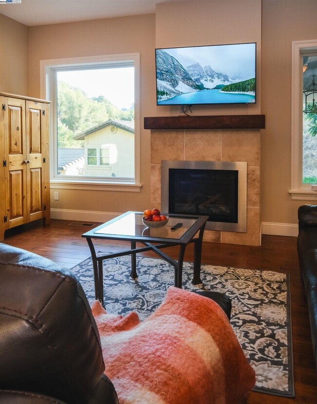 Building Photo - 5700 Alhambra Valley Rd