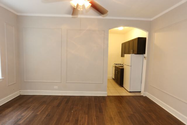 Building Photo - 2849 N Burling St