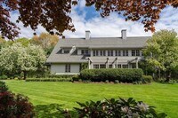 Building Photo - 11 Clovelly Rd