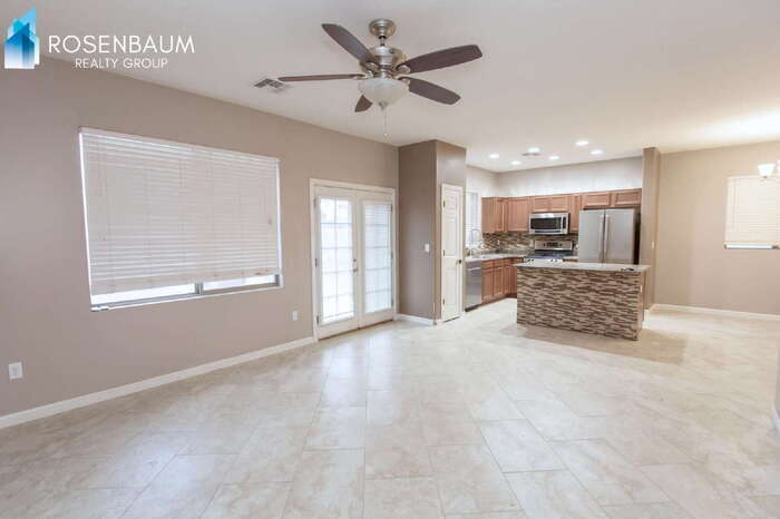 Building Photo - 12060 W Makenna Ln