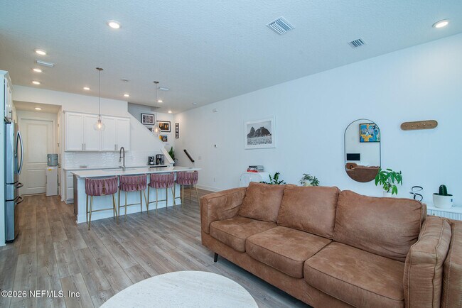 Building Photo - 11332 BREAKERS BAY Way