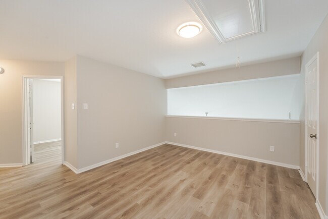 Building Photo - 14811 Forest Enclave Ln