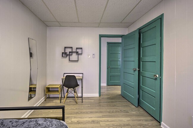 Second Bedroom desk - 29 Trenton Ter