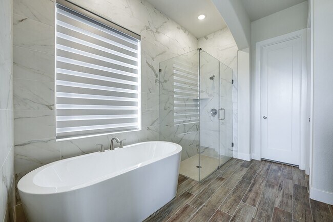 Building Photo - 2361 Glen Heather Ln