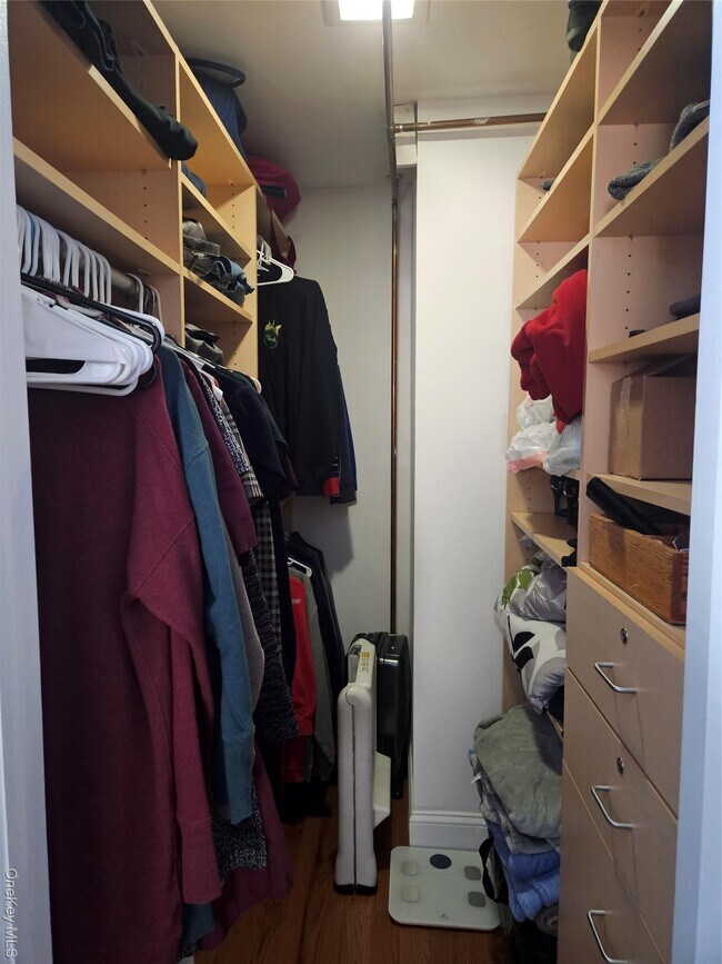 Building Photo - 20 Lexington Hills Rd