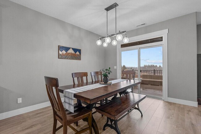 Building Photo - Modern 4BD/3BA Rental with Garage & Fenced...