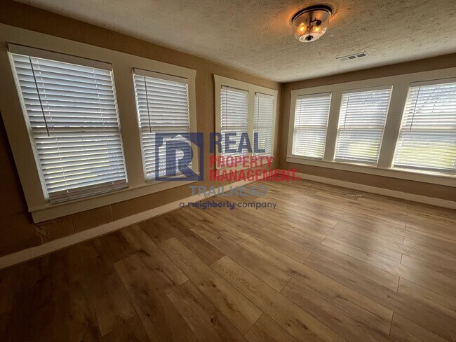 Building Photo - Charming 2-Bedroom Home for Rent in Tolar, TX!