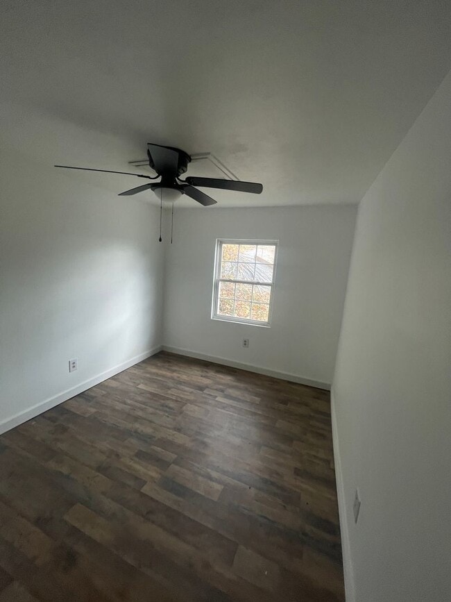 Building Photo - West Newton Duplex