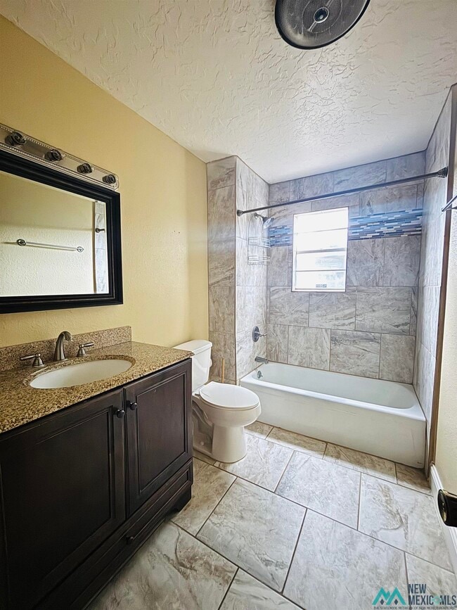 Building Photo - 1317 Stratford Ln