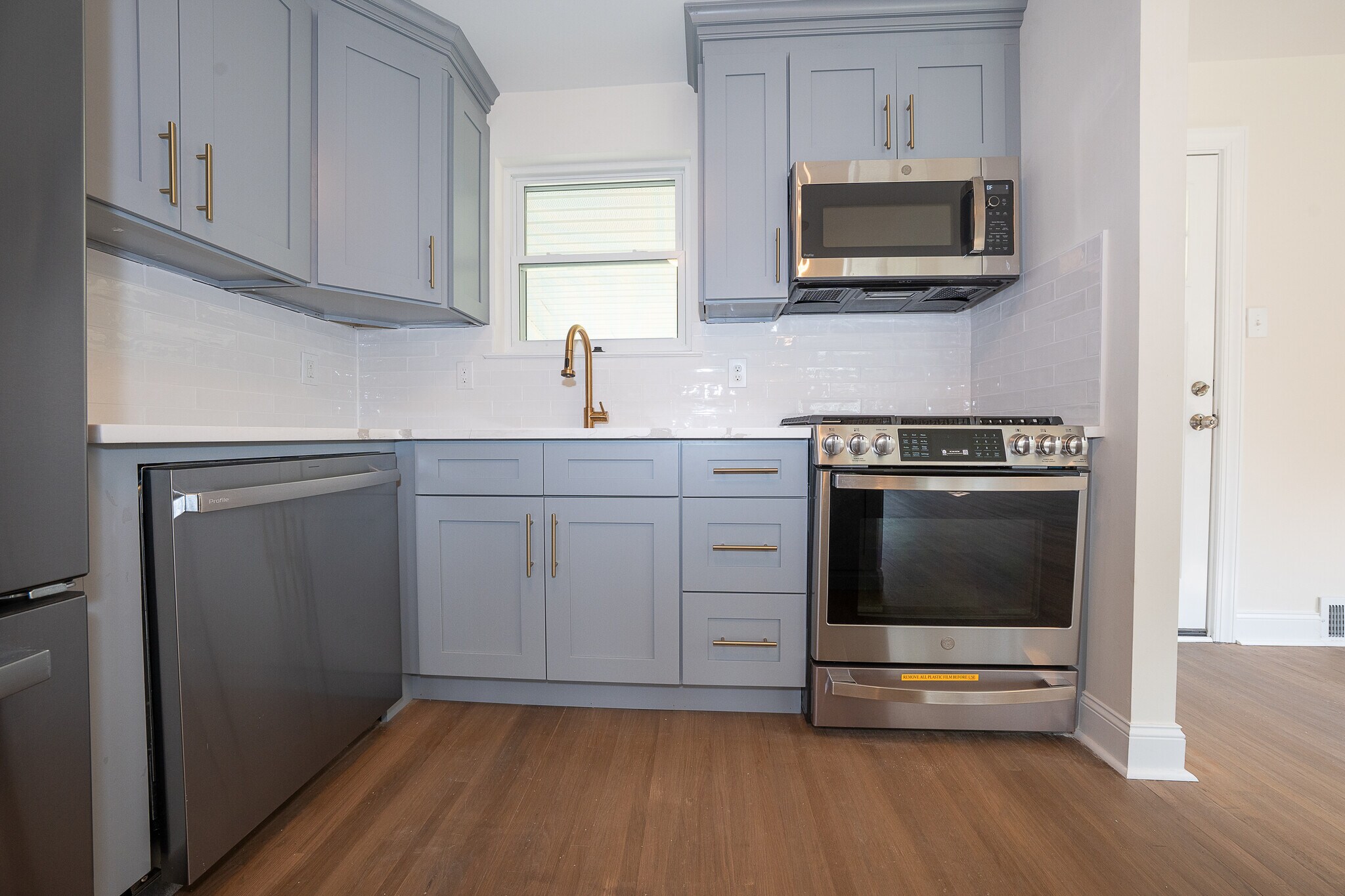 Building Photo - 503 Poplar Rd