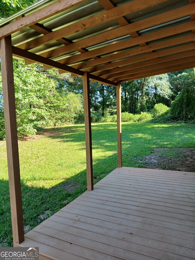 Building Photo - 8247 Spillers Dr SW