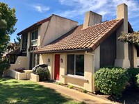 Building Photo - 4711 Calle Reina