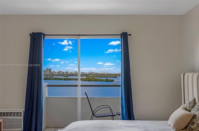 Building Photo - 7904 West Dr