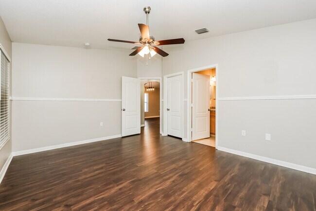 Building Photo - 18530 Kentisbury Ct