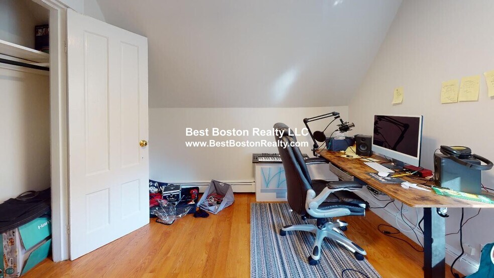 Building Photo - 389 Highland Ave