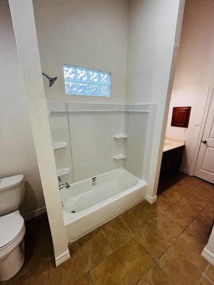 Building Photo - 8811 Cold Lake Dr