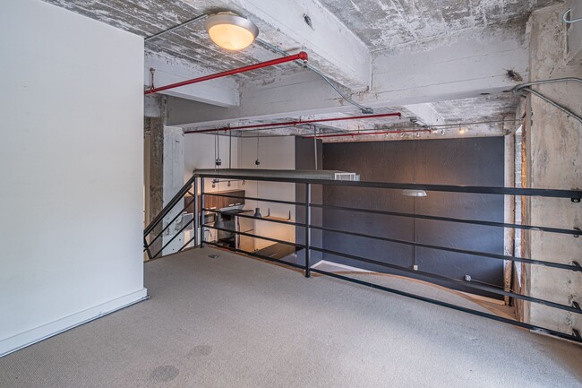 Building Photo - Authentic Loft Living w/ views of Ponce Ci...