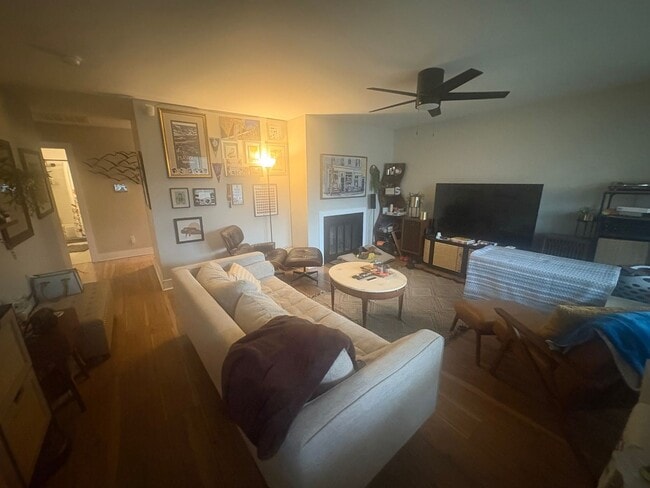 Building Photo - 2BR/ 2BA one-level home in North Knoxville