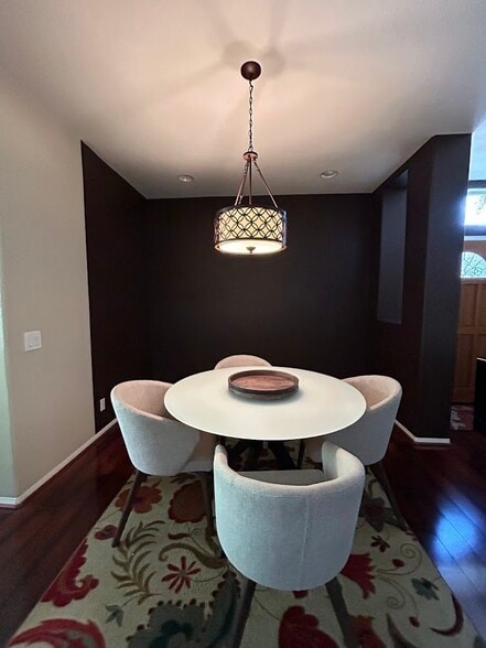 Dining Area - 3 Alicante