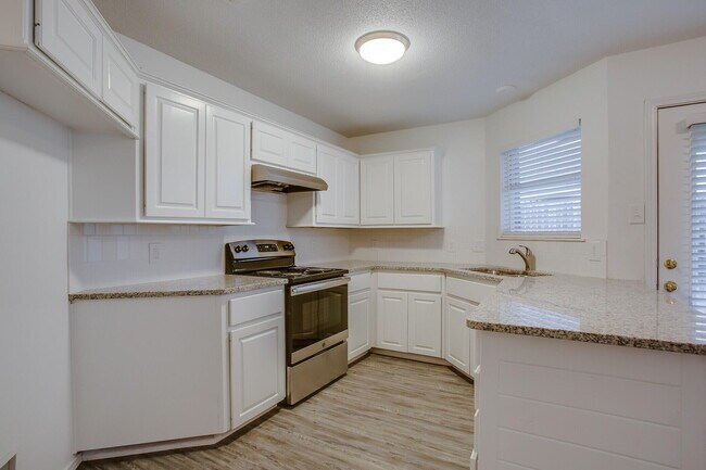 Building Photo - 2516 108th Dr