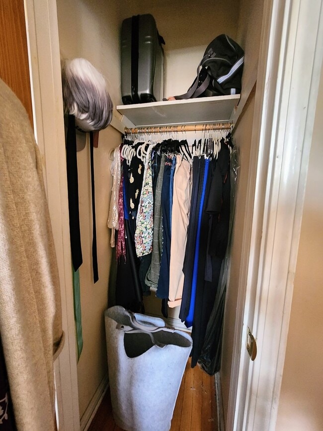 Building Photo - 2218 N St Louis Ave