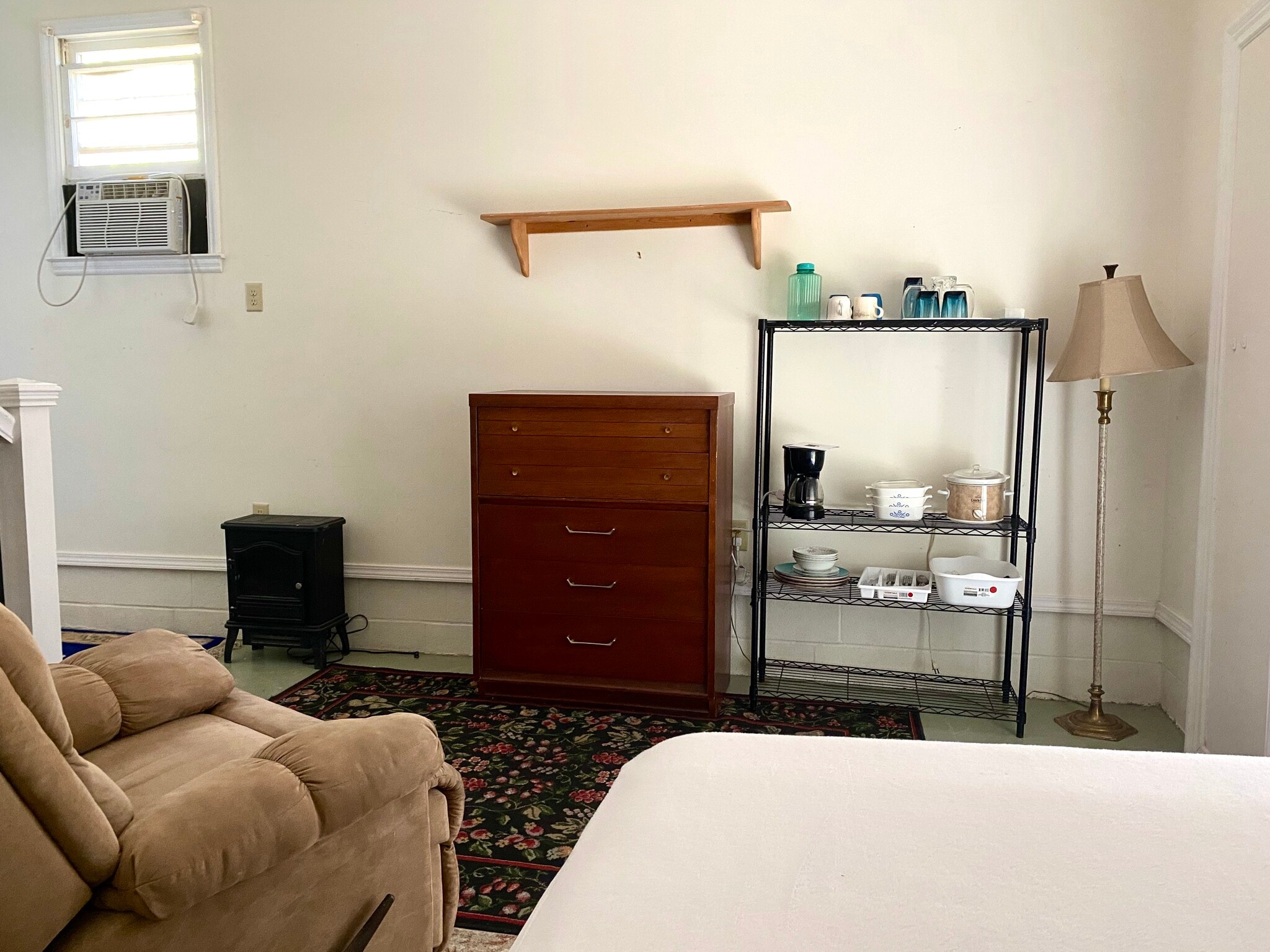 Building Photo - 932 Solen Williams Rd