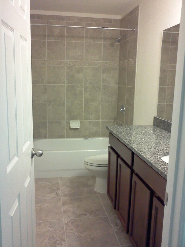 Building Photo - 12514 Sawgrass Oak St