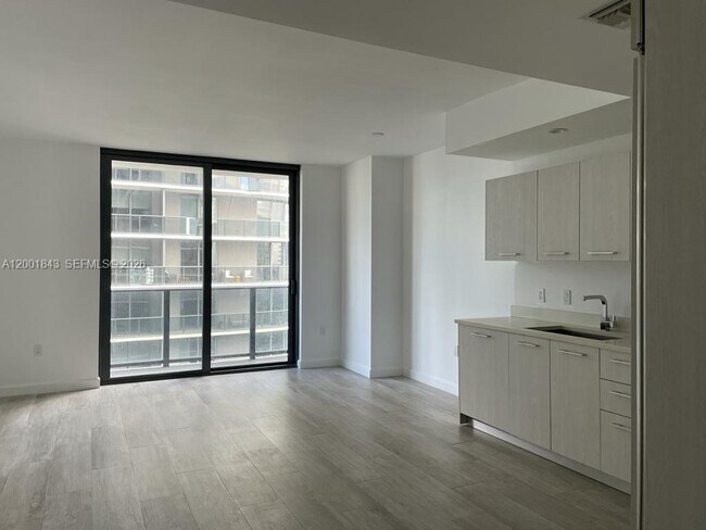 Building Photo - 55 SW 9th St