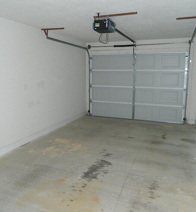 Building Photo - 5254 Aruba Cir