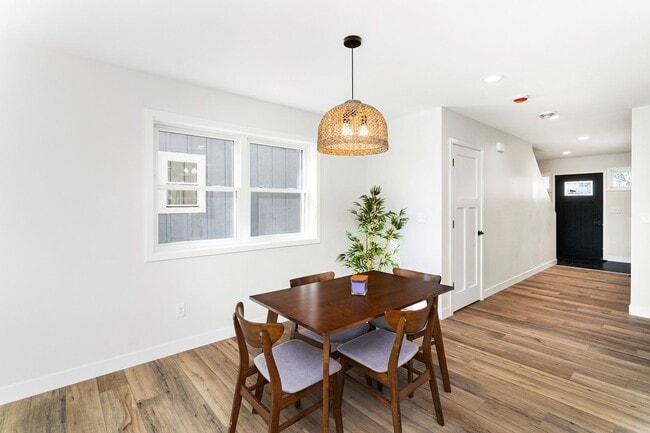 Building Photo - AVAILABLE December 1st! -  3 Bed 3 Bath brand new construction home!