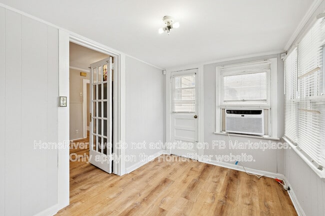 Building Photo - 11 Cedar St