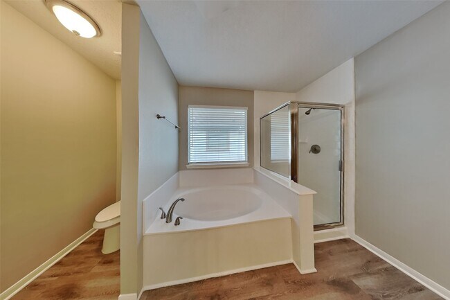 Building Photo - 22523 Willhanna Dr