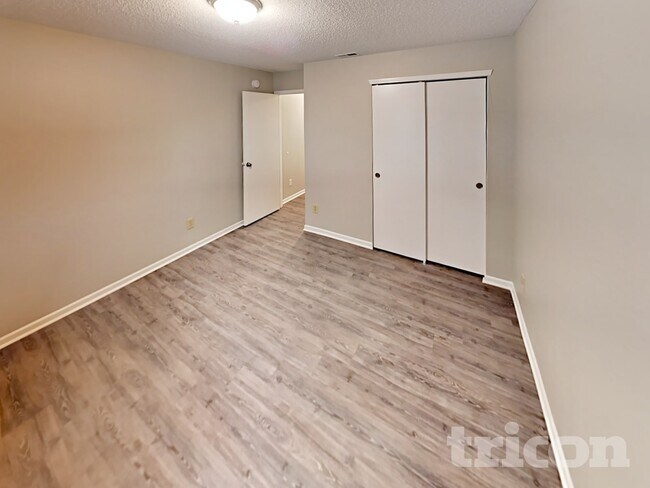 Building Photo - 1826 Blue Pine Ln