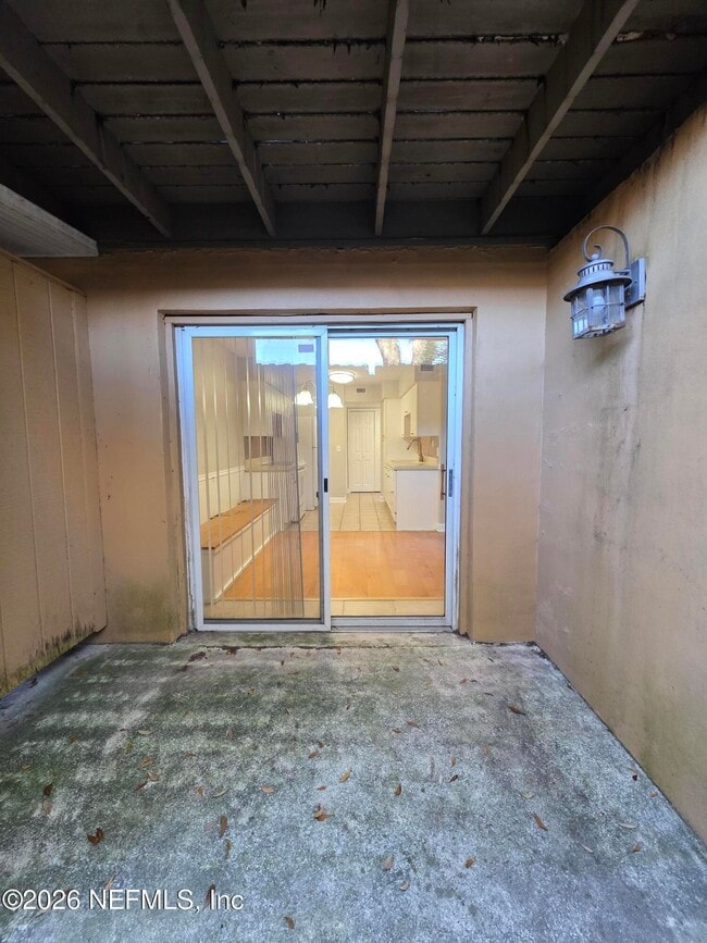 Building Photo - 1800 Park Ave