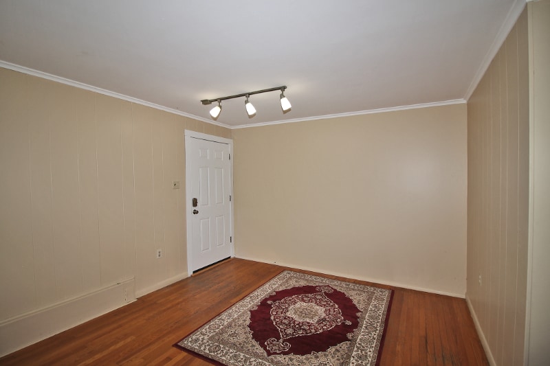 Building Photo - 322 Hays Rd