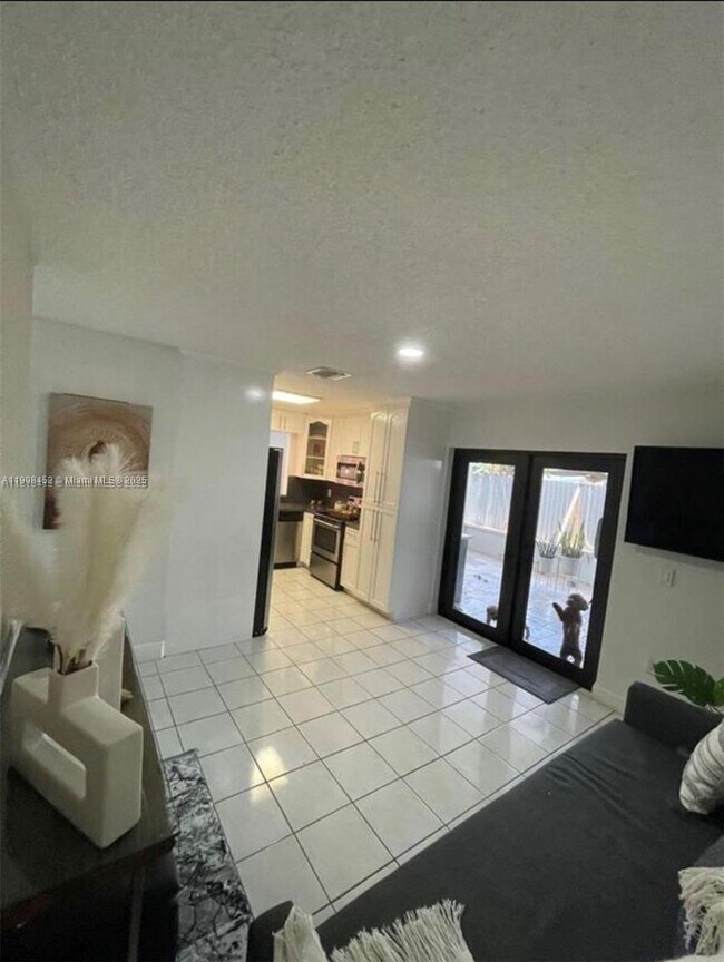 Building Photo - 21045 SW 124th Ave Rd