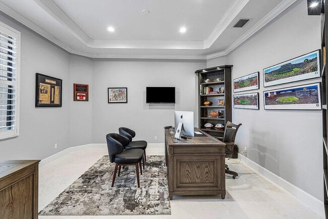 Building Photo - 17511 Cadena Dr