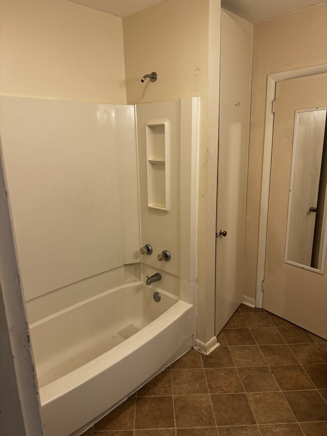 Building Photo - 3520 Dulaney Rd