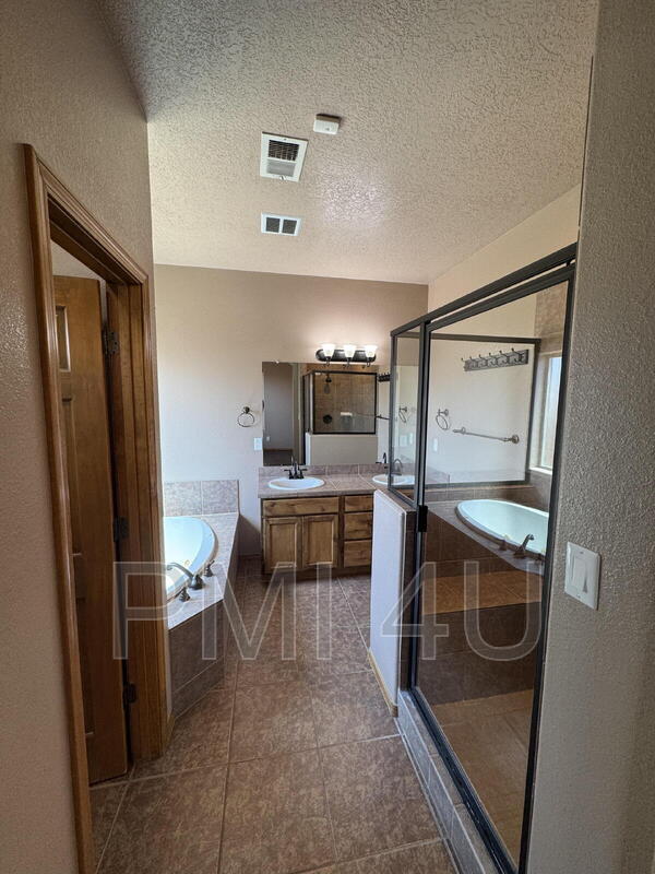 Building Photo - 4924 Costa Maresme Dr NW