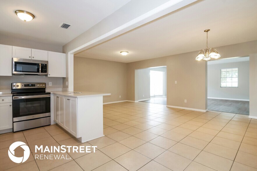 Building Photo - 4449 Chamber Ct