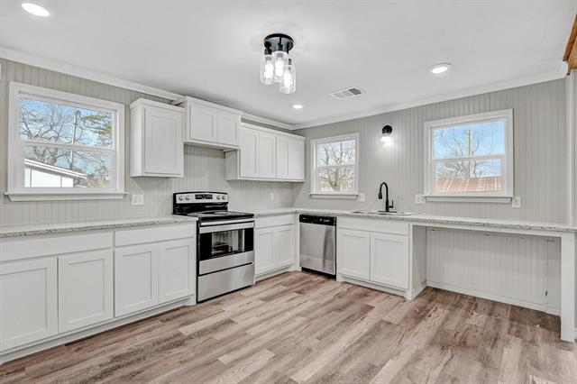 Building Photo - 513 E Washington St