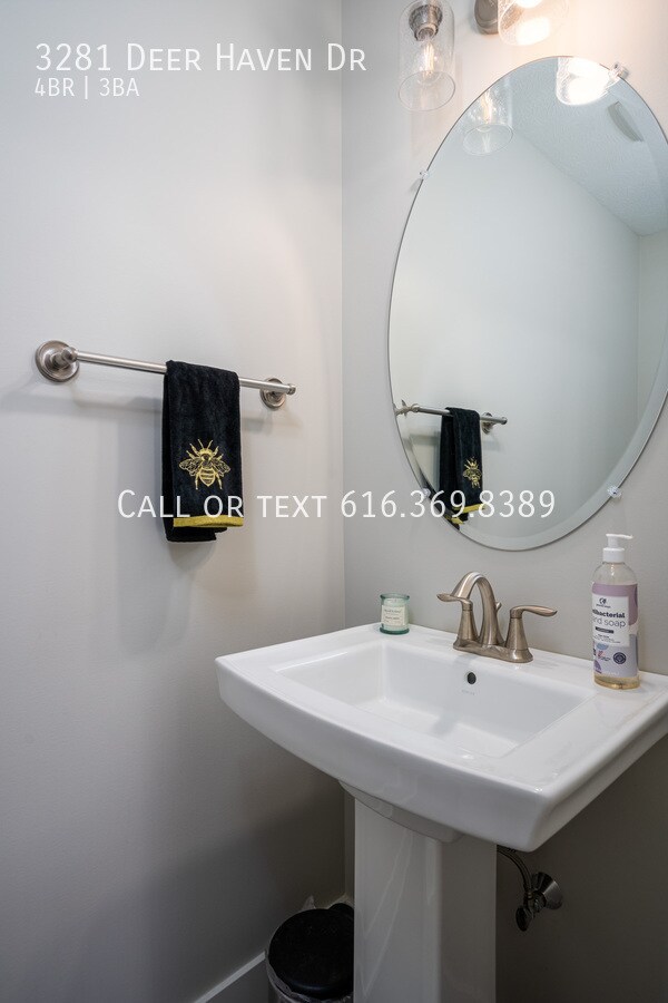 Building Photo - 3281 Deer Haven Dr