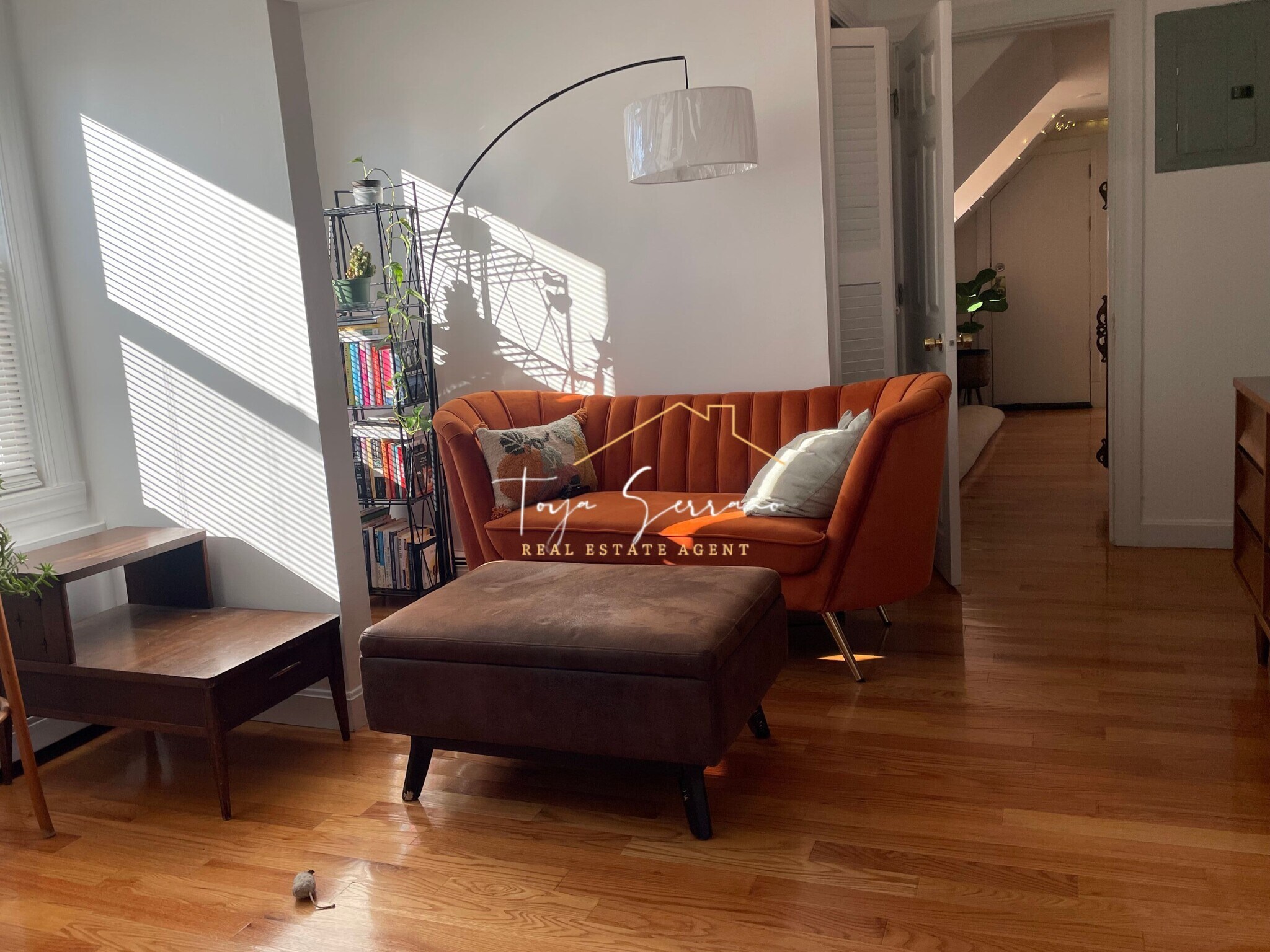 Building Photo - 648 Columbia Rd